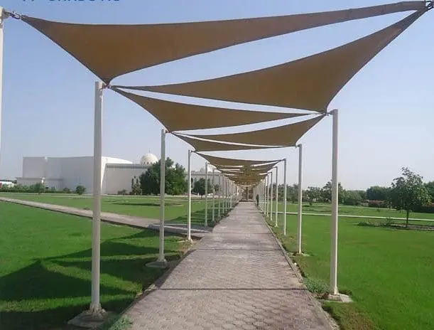 مظلات شد إنشائي من حلول الظل – قوة في التصميم وأناقة في التنفيذ